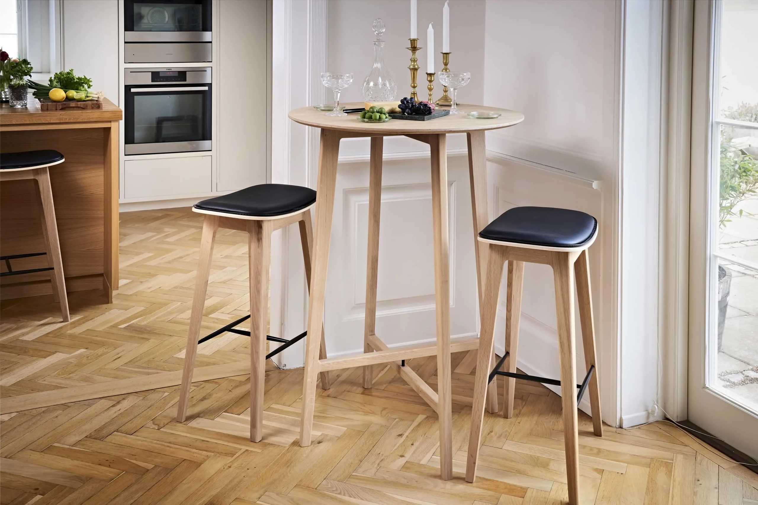 Nordic Bar Stool Oak WS Terra Black Nordic Bar Stool